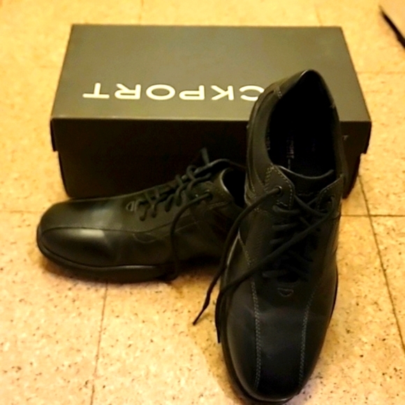 NWT Rockport Black Classic Comfort Leather Loafers Laced Dress Shoes